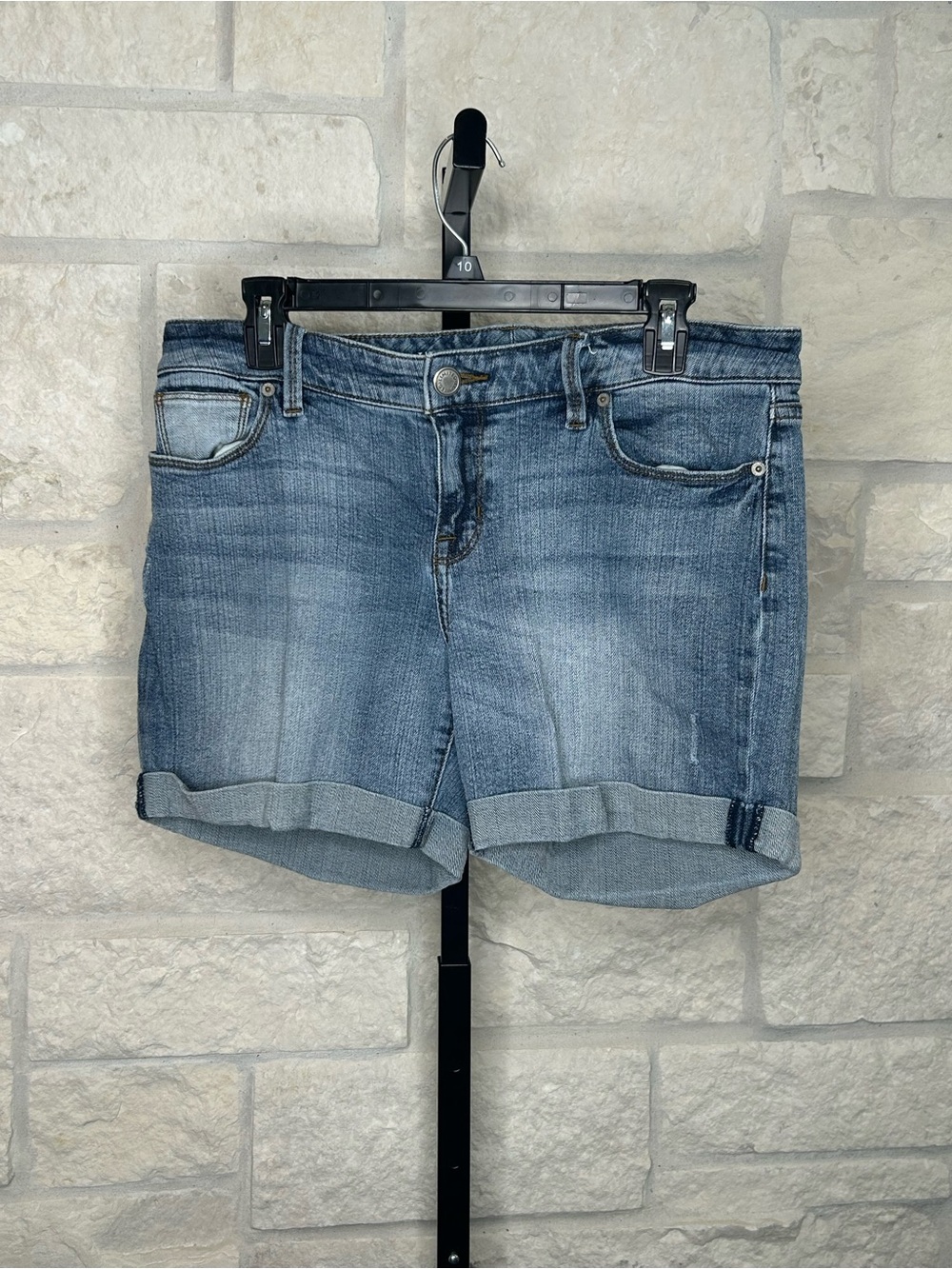 The Limited Women’s Rolled Cuff Denim Easy Shorts Size 10
